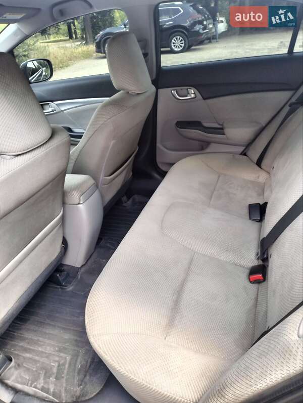 Седан Honda Civic 2013 в Запоріжжі фото 17 Седан Honda Civic 2013 в Запоріжжі