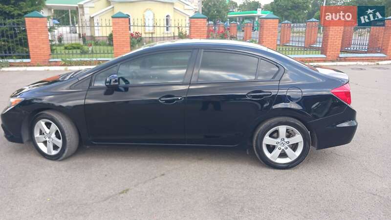 Седан Honda Civic 2012 в Дніпрі