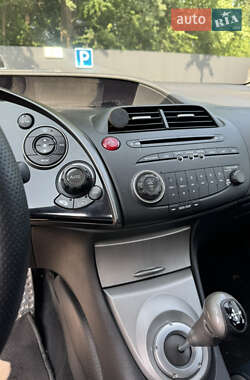 Хэтчбек Honda Civic 2008 в 