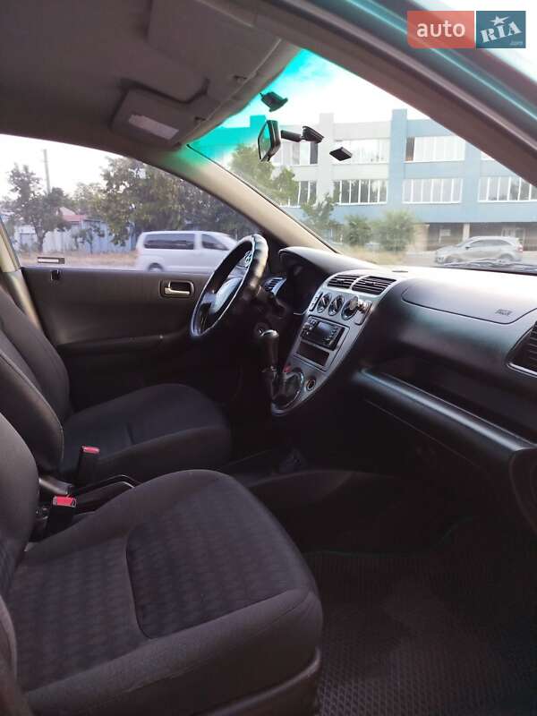 Хэтчбек Honda Civic 2002 в Днепре
