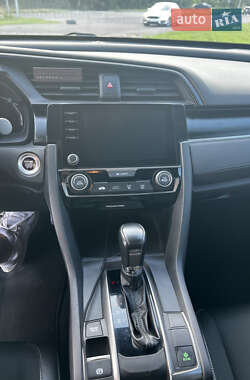 Хэтчбек Honda Civic 2019 в 