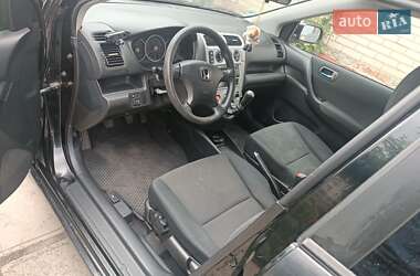Хэтчбек Honda Civic 2004 в 