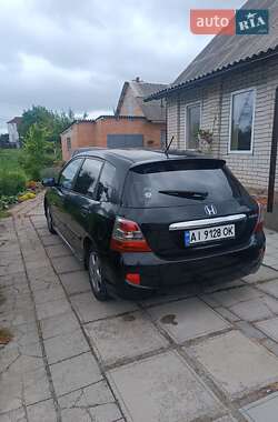 Хэтчбек Honda Civic 2004 в 