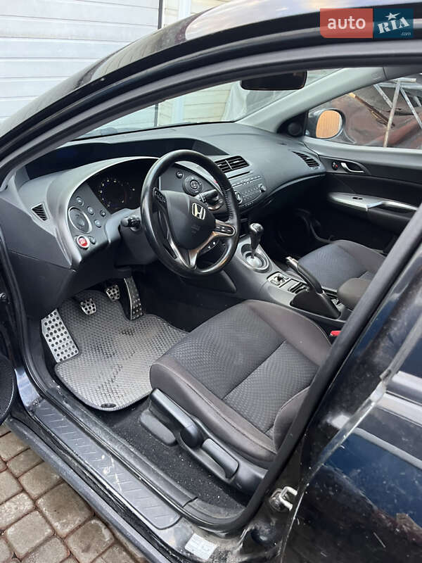 Хэтчбек Honda Civic 2010 в Жмеринке