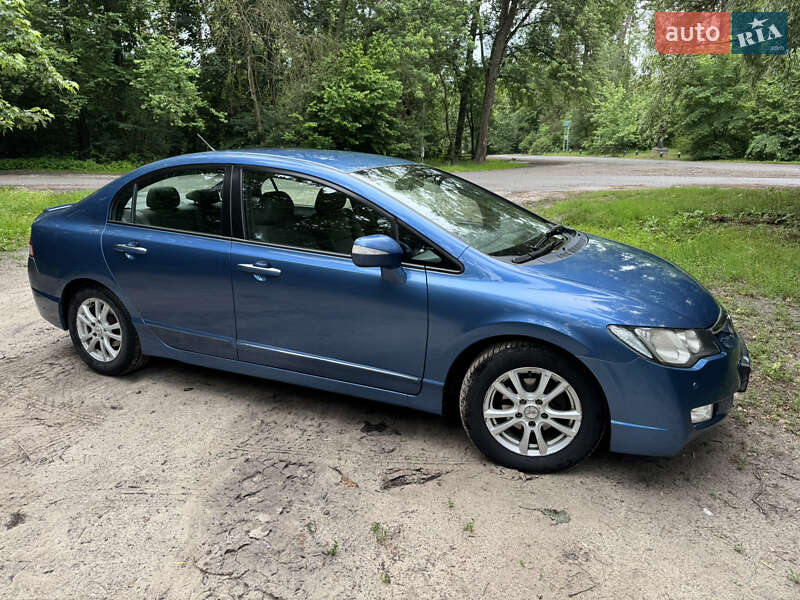 Седан Honda Civic 2007 в Киеве