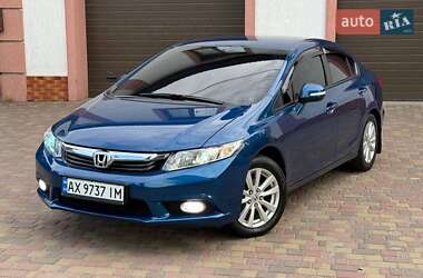 Седан Honda Civic 2012 в Харькове