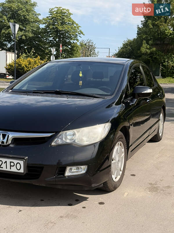 Седан Honda Civic 2008 в Львові