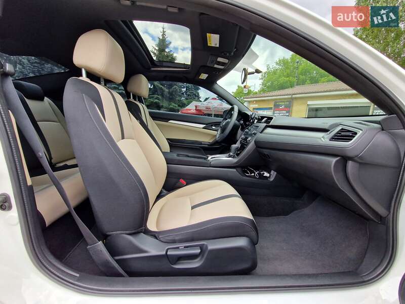 Купе Honda Civic 2016 в Дніпрі