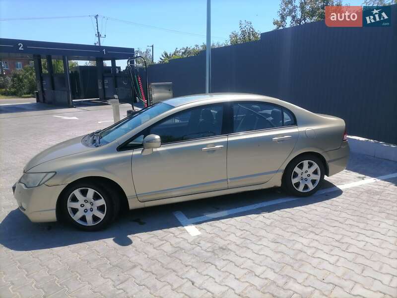 Седан Honda Civic 2007 в Білій Церкві