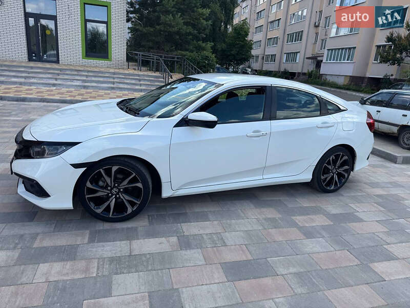 Седан Honda Civic 2019 в Киеве