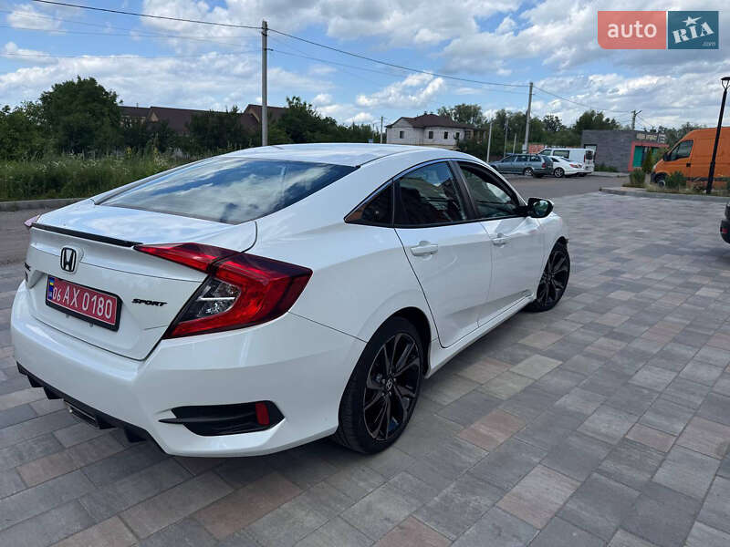 Седан Honda Civic 2019 в Киеве