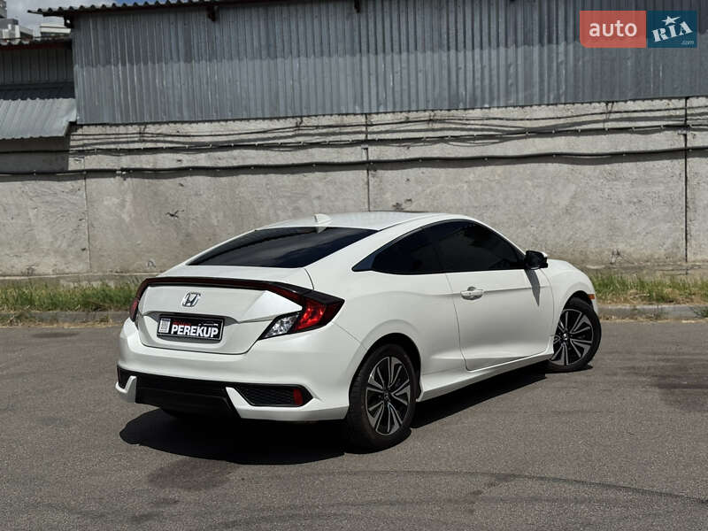 Купе Honda Civic 2016 в Киеве