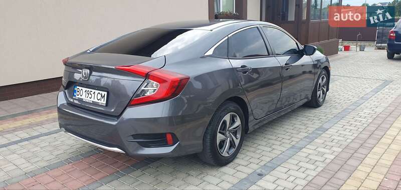 Седан Honda Civic 2019 в Зборове