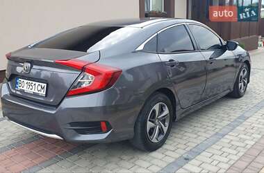 Седан Honda Civic 2019 в 