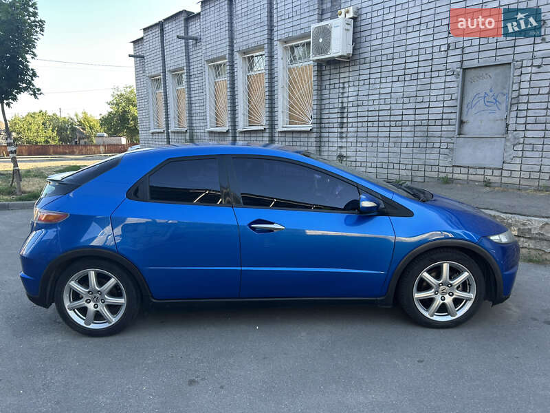 Хетчбек Honda Civic 2007 в Дніпрі