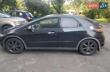 Хэтчбек Honda Civic 2006 в Киеве