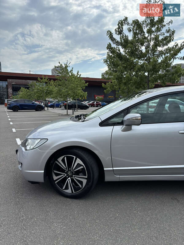 Седан Honda Civic 2008 в Киеве