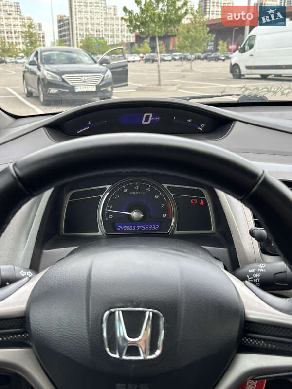 Седан Honda Civic 2008 в Киеве