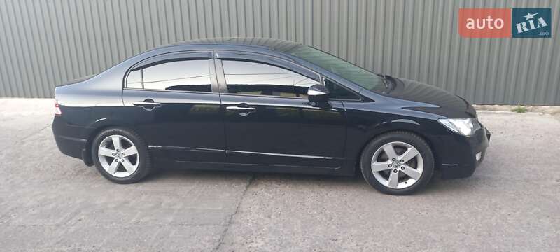 Седан Honda Civic 2008 в Киеве