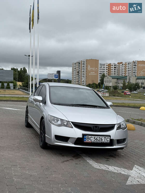 Седан Honda Civic 2011 в Львове