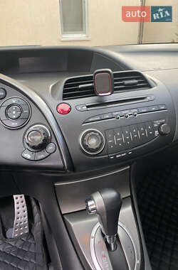 Хэтчбек Honda Civic 2008 в 