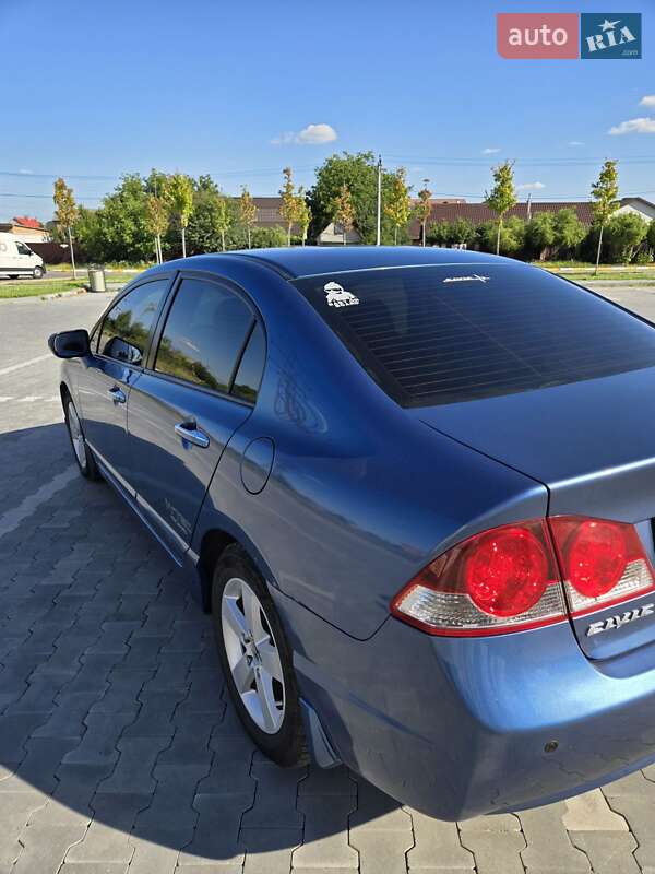 Седан Honda Civic 2008 в Ирпене