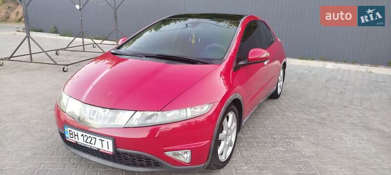 Хэтчбек Honda Civic 2008 в Николаеве