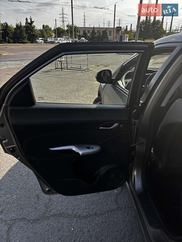 Хэтчбек Honda Civic 2006 в Днепре