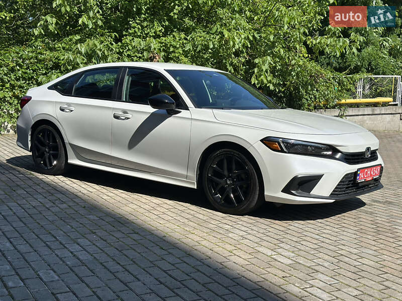 Седан Honda Civic 2023 в Львові