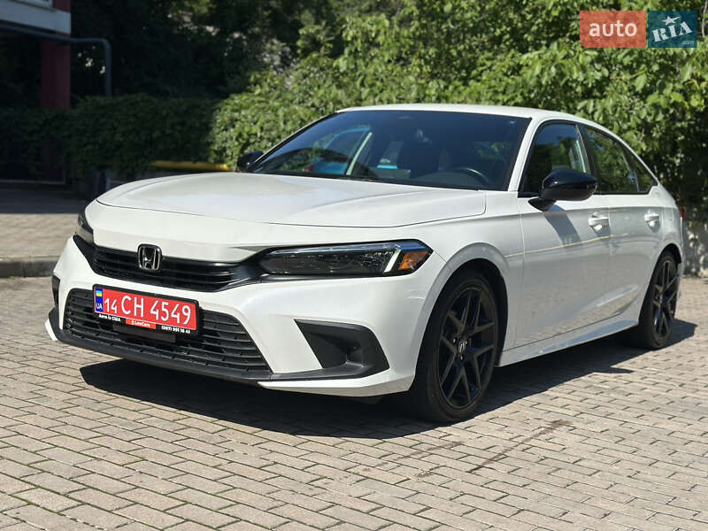 Седан Honda Civic 2023 в Львові