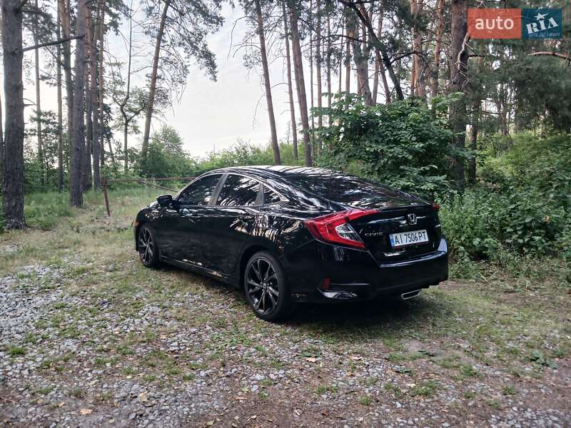 Седан Honda Civic 2020 в Киеве