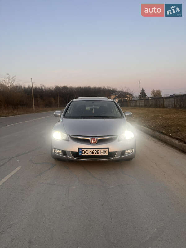 Седан Honda Civic 2007 в Львове