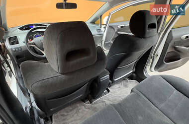 Седан Honda Civic 2011 в 