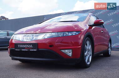 Хэтчбек Honda Civic 2007 в 
