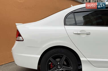 Седан Honda Civic 2011 в 