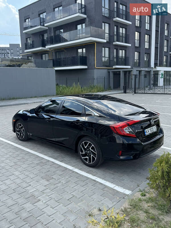 Седан Honda Civic 2016 в Черкассах