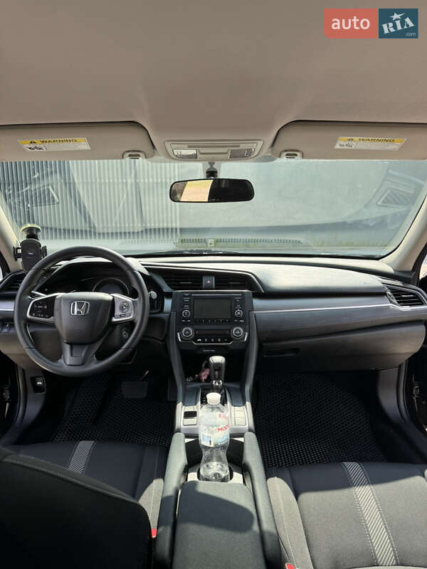 Седан Honda Civic 2016 в Черкассах