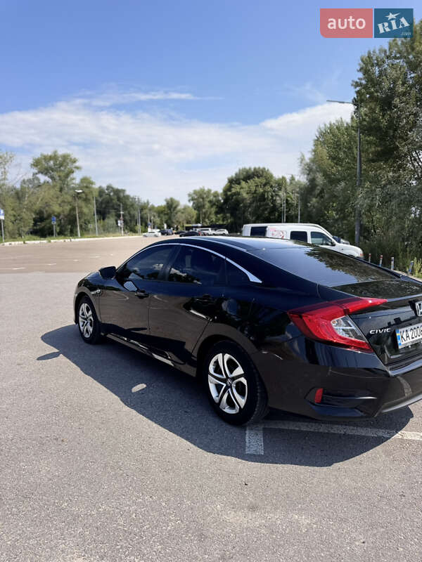 Седан Honda Civic 2018 в Києві