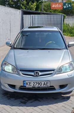 Седан Honda Civic 2004 в Днепре