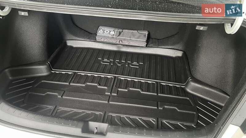 Седан Honda Civic 2024 в Сокалі