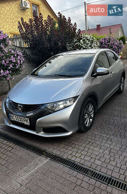 Хетчбек Honda Civic 2013 в Золочеві