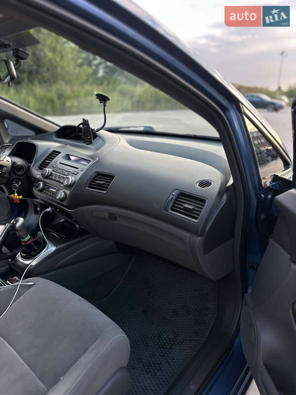 Седан Honda Civic 2008 в Смілі