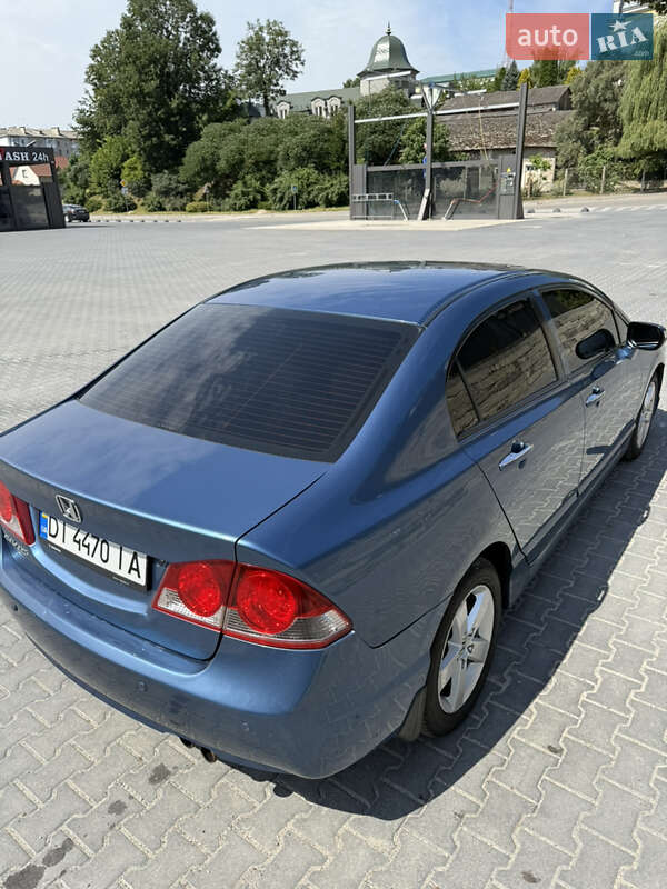 Седан Honda Civic 2007 в Львове