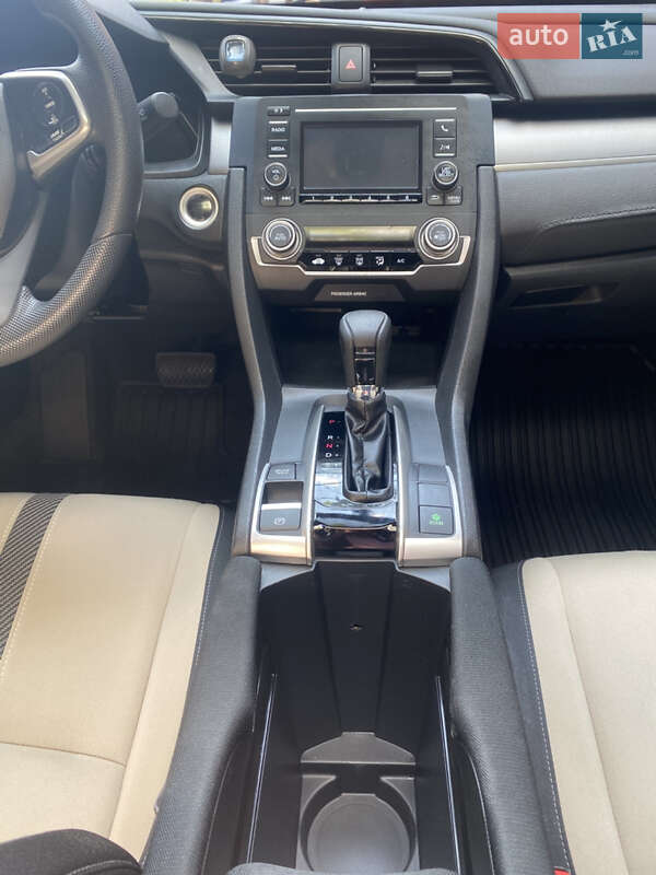 Купе Honda Civic 2016 в Львове