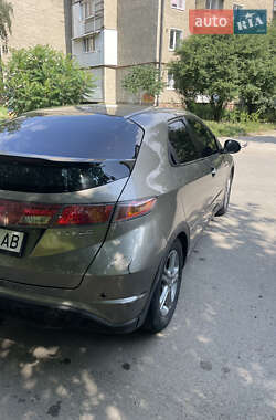 Хэтчбек Honda Civic 2007 в 