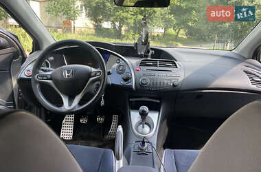 Хэтчбек Honda Civic 2007 в 