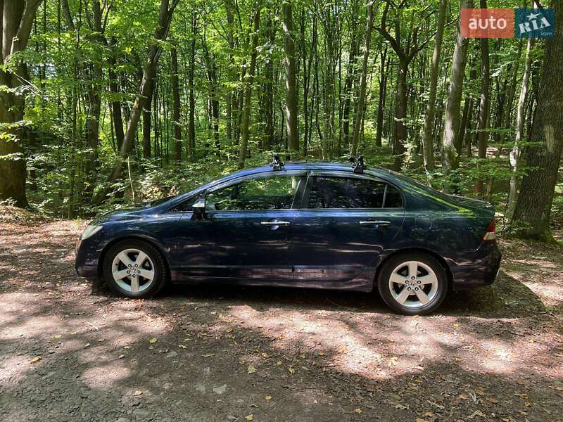 Седан Honda Civic 2008 в Ивано-Франковске