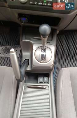Седан Honda Civic 2006 в 