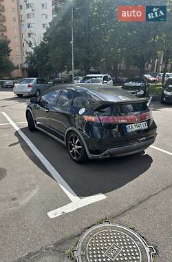 Хэтчбек Honda Civic 2007 в 