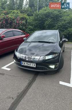 Хэтчбек Honda Civic 2007 в 